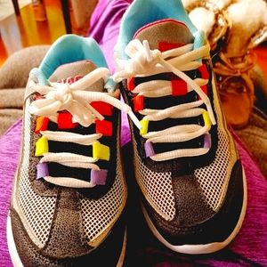 Girls Shaq sneakers. Worn once. Size 2m